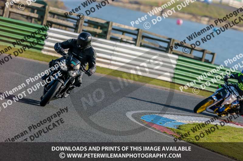 PJM Wedding Photography;enduro digital images;event digital images;eventdigitalimages;mallory park;mallory park photographs;mallory park trackday;mallory park trackday photographs;no limits trackdays;peter wileman photography;racing digital images;trackday digital images;trackday photos